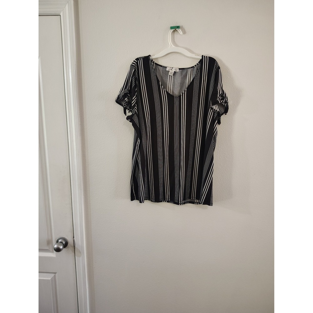 Eye Candy Womens 3X Black White Striped V-Neck Short Sleeve Tie Detail Blouse